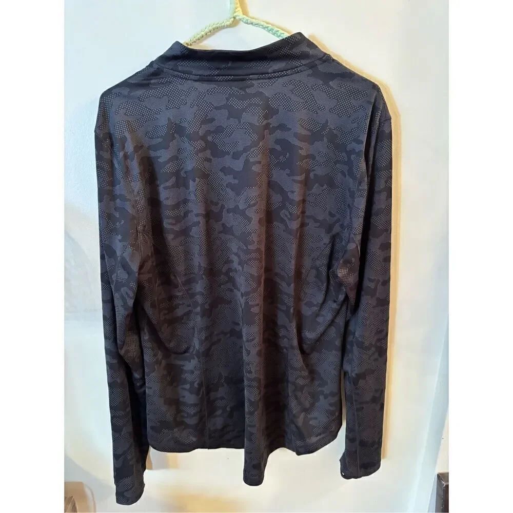 Spyder 1/4 zip Pullover - Picture 3 of 3
